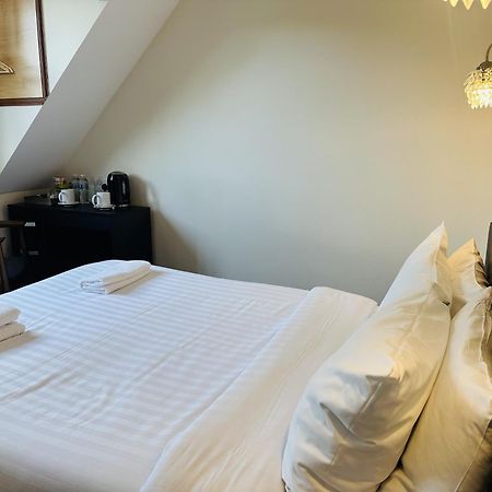 Woodcock Inn Felbridge Extérieur photo