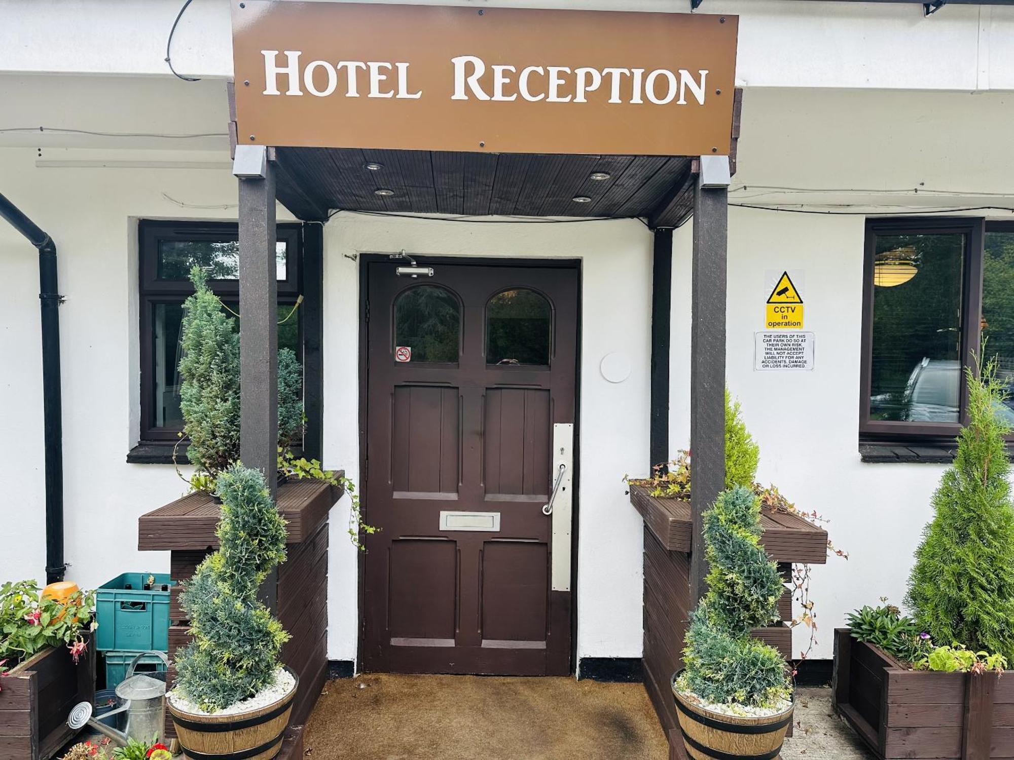 Woodcock Inn Felbridge Extérieur photo