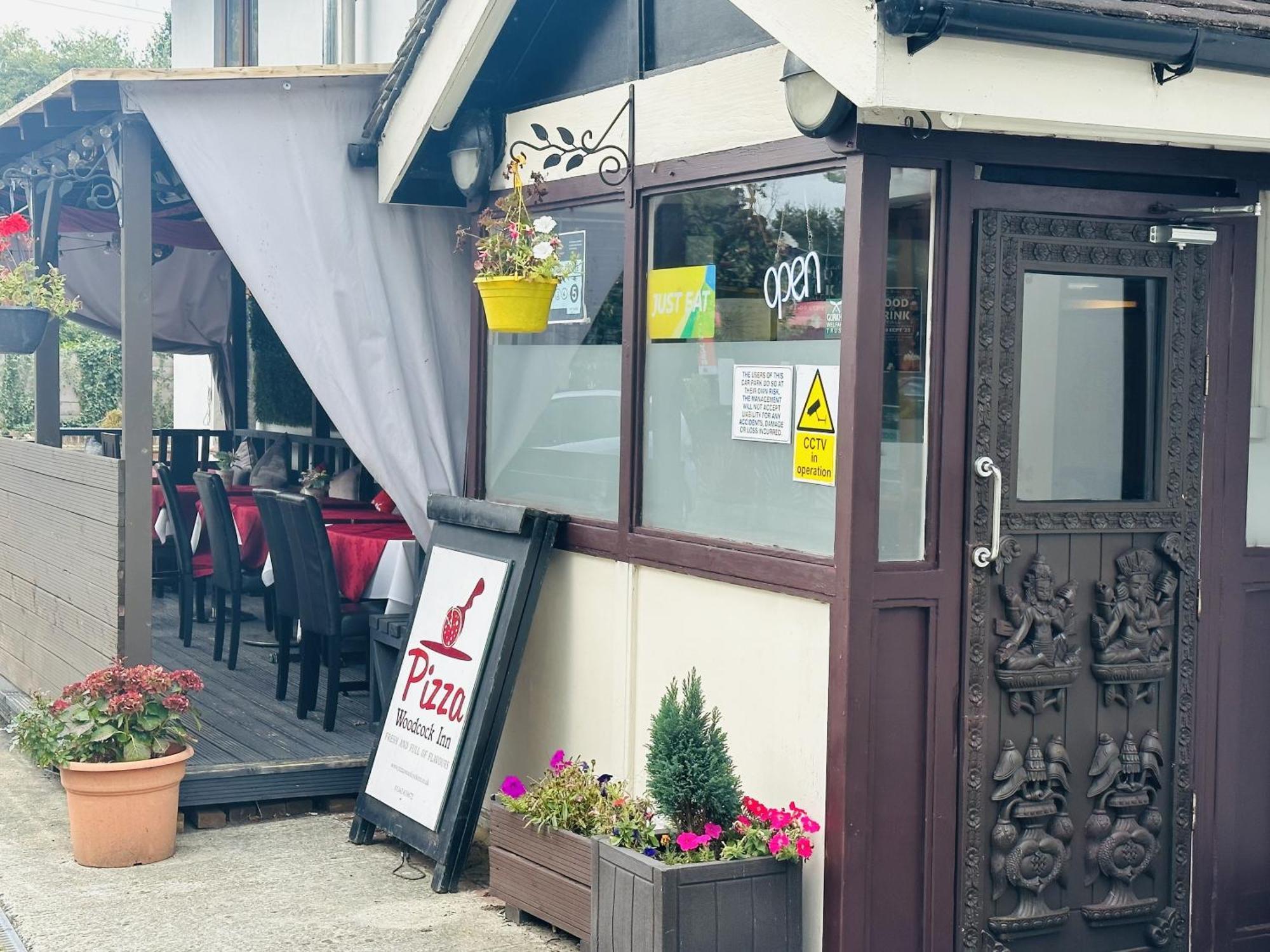 Woodcock Inn Felbridge Extérieur photo